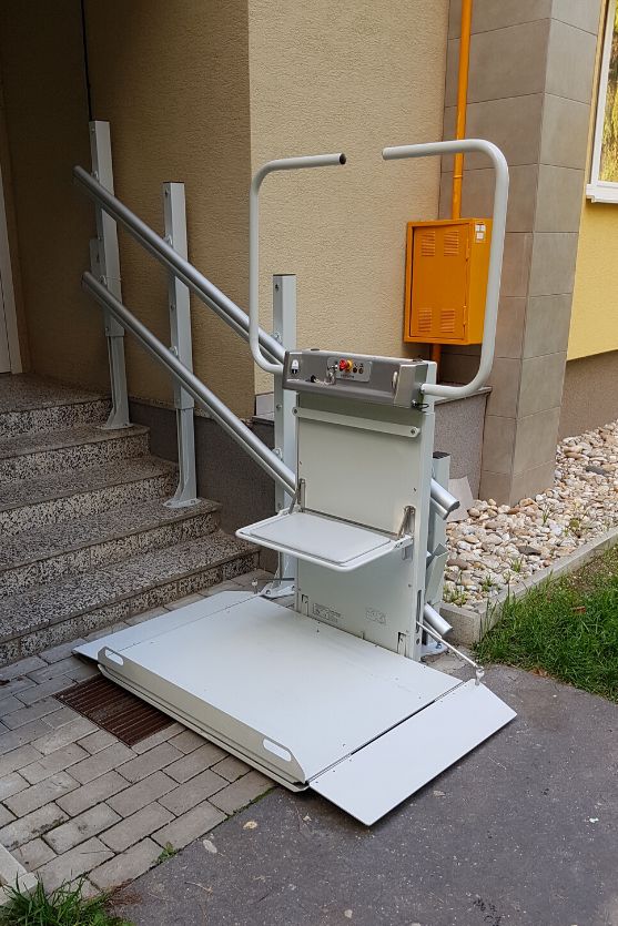 Šikmá schodisková plošina LOGIC Prievidza