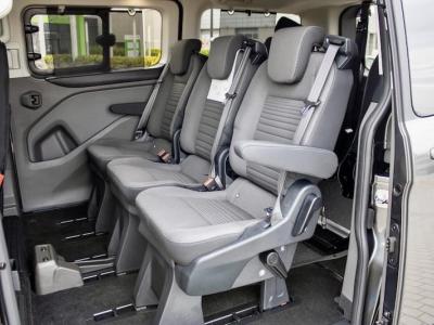 Bezbariérové auto Ford Independence vo výbave Titanium
