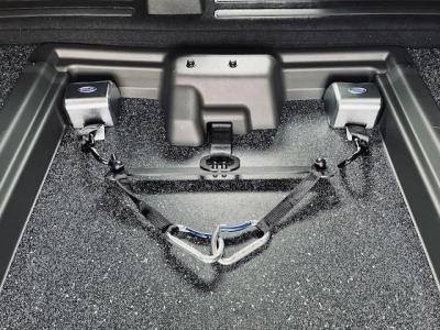 Bezbariérové auto s navijákom na invalidný vozík