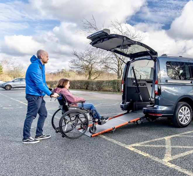 Bezbariérový automobil pre imobilných
